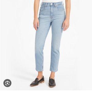 Everlane Cheeky Straight Ankle Jean in Sky Blue